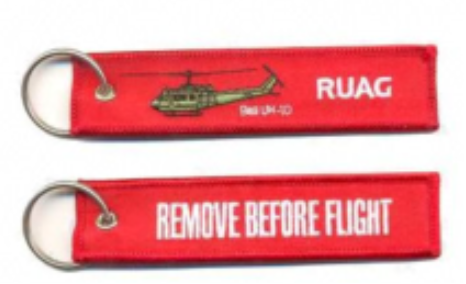 llavero de tela bordado